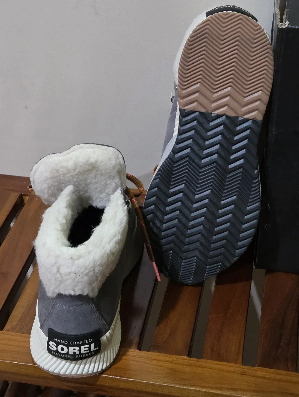 Sorel Out N About lll Conquest Quarry, Fawn Suede Shearling-Lined Winter Boots
